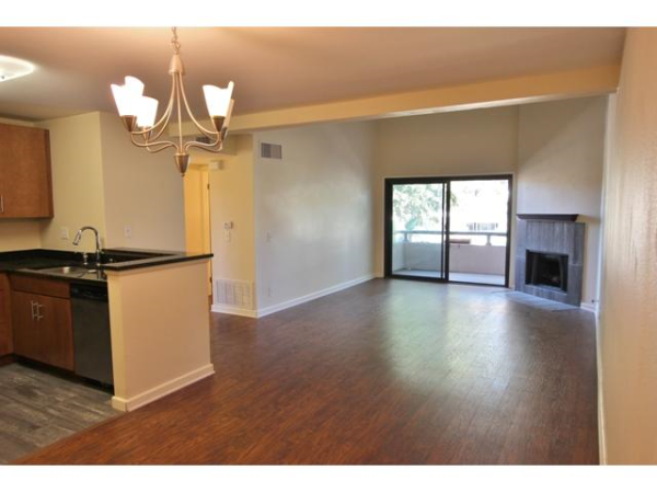 8300 Manitoba St, Playa Del Rey, 90293 #205, Playa Del Rey, CA 90293 