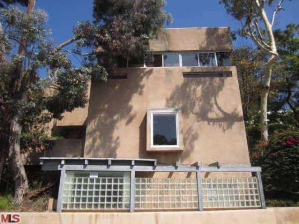 222 Amalfi Dr, Santa Monica, CA 90402 