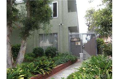 1950 Cloverfield Boulevard 3, Santa Monica, CA 90404 