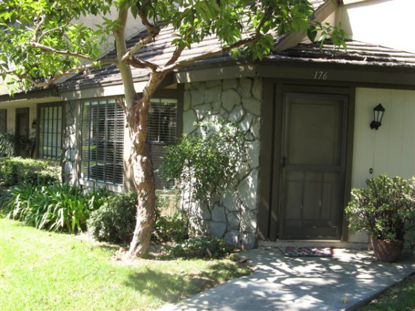 176 Oxford Ln., La Habra, CA 90631 