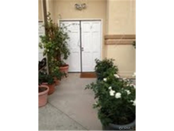 1040 W. 252nd Street, Harbor City, CA 90710 