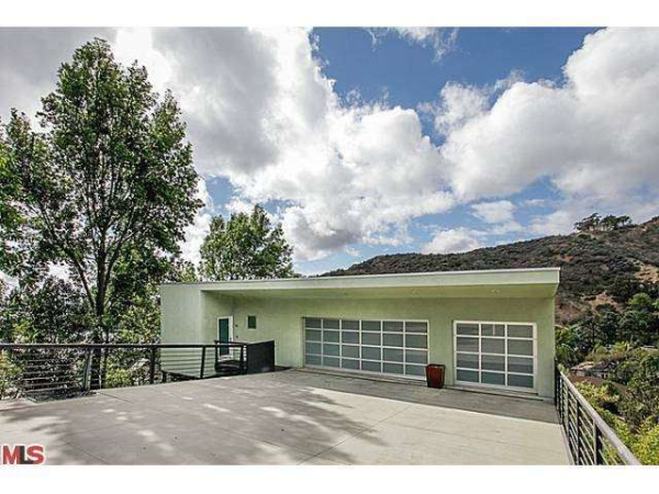 7548 Mulholland Dr, Los Angeles, CA 90046 