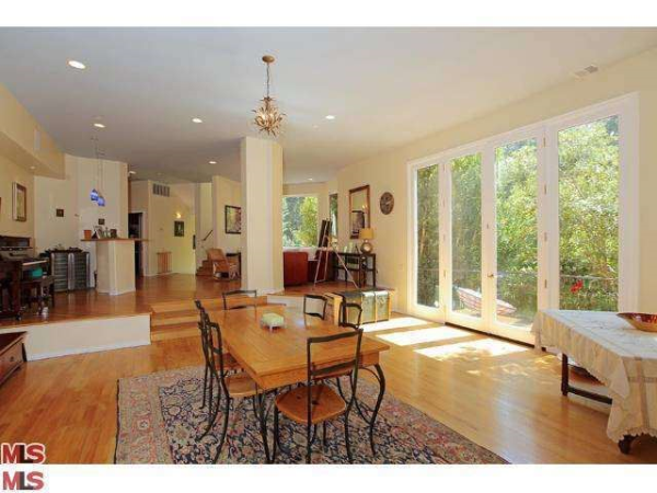 7615 Jalmia Pl, Los Angeles, CA 90046 