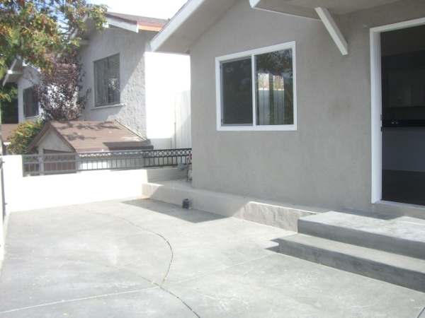930 Venango Cir, Los Angeles, CA 90029 