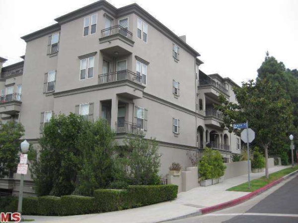 1820 Benecia Ave #401, Los Angeles, CA 90025 