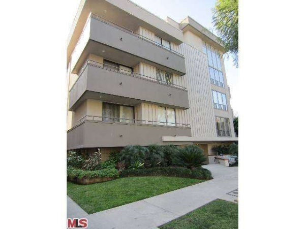 1403 Greenfield Ave #102, Los Angeles, CA 90025 