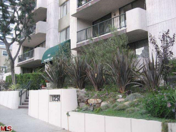 1250 S Beverly Glen #201, Los Angeles, CA 90024 