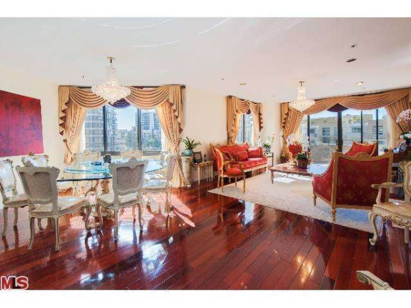 10560 Wilshire Blvd #501, Los Angeles, CA 90024 