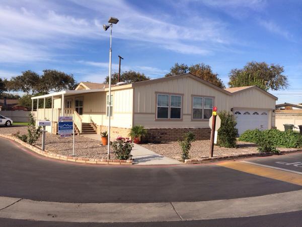 16 Pine Via, Anaheim, CA 92801 