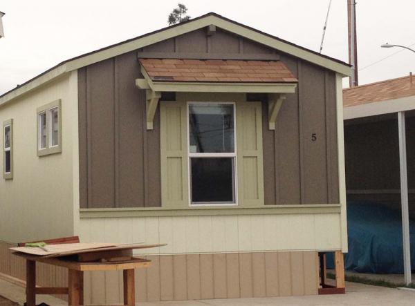 250 W. Midway Dr. #5, Anaheim, CA 92805 