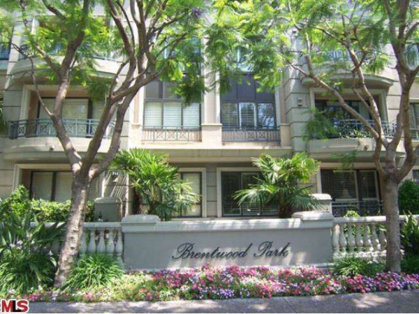 12218 Montana Ave #206, Los Angeles, CA 90049 