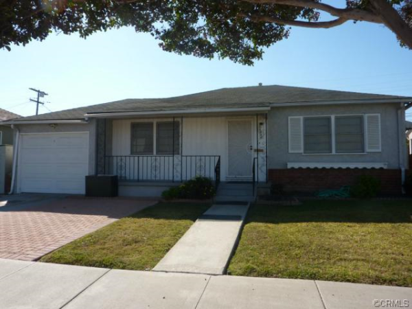 5240 W 123rd St, Hawthorne, CA 90250 