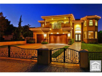 9377 Gallatin Rd, Downey, CA 90240 