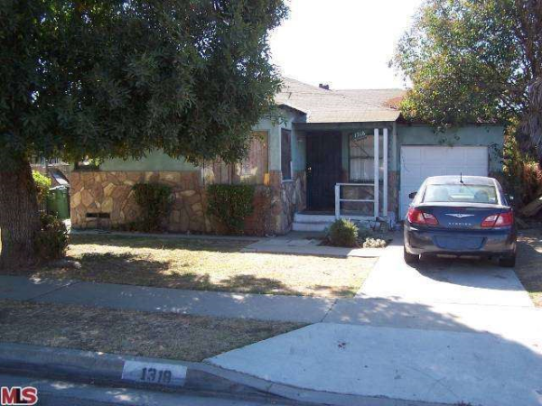 1318 W 130th St, Compton, CA 90222 