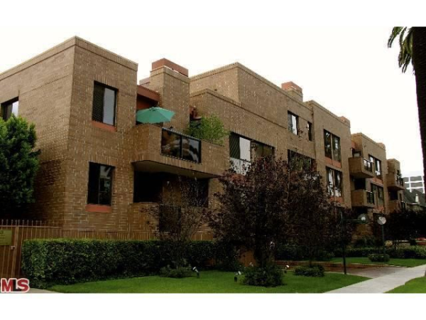 235 S Tower Dr #104, Beverly Hills, CA 90211 