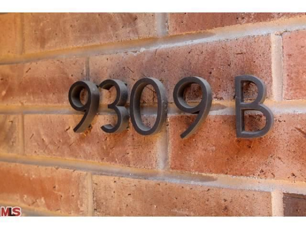 9309 Burton Way #B, Beverly Hills, CA 90210 