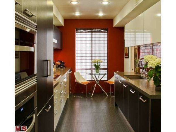 450 N Oakhurst Dr #202, Beverly Hills, CA 90210 