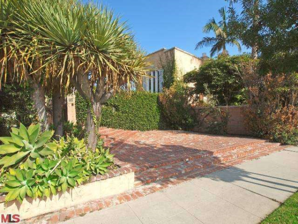 180 N Rexford Dr, Beverly Hills, CA 90210 