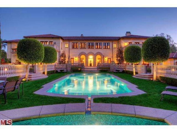 613 Mountain Dr, Beverly Hills, CA 90210 