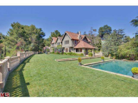 1240 Benedict Canyon Dr, Beverly Hills, CA 90210 