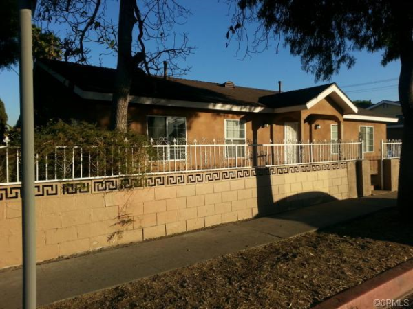 5902 LUDELL ST., Bell Gardens, CA 90201 