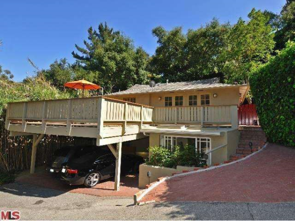 855 N Beverly Glen Blvd, Los Angeles, CA 90077 