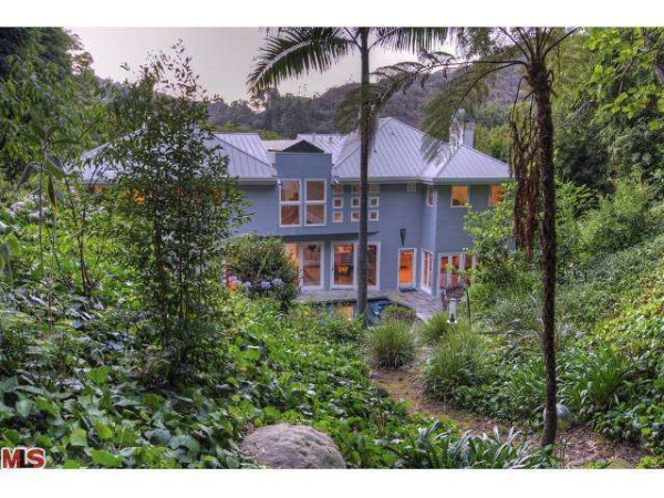 10640 Taranto Way, Los Angeles, CA 90077 