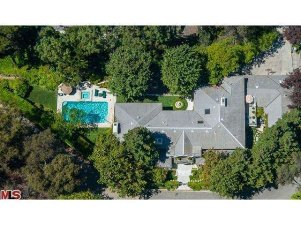 10500 Rocca Pl, Los Angeles, CA 90077 