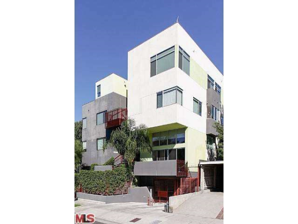 1200 N Sweetzer Ave #4, West Hollywood, CA 90069 