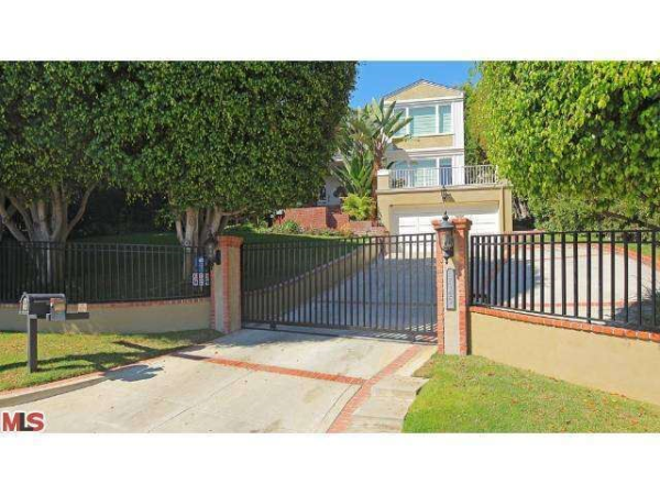 9049 Shoreham Dr, Los Angeles, CA 90069 