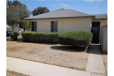 13201 Towne Ave, Los Angeles, CA 90061 