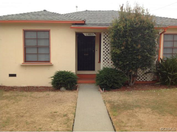 13803 S. San Pedro Street, Los Angeles, CA 90061 