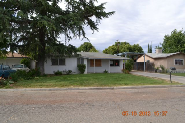 27385 Parkwood Ave., Madera, CA 93637 