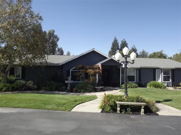 16176 Karen Rd, Madera, CA 93636 