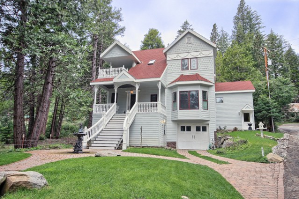 7730 Laurel Way, Fish Camp, CA 93623 