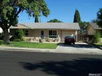 1038 E Adams Ave, Los Banos, CA 93635 