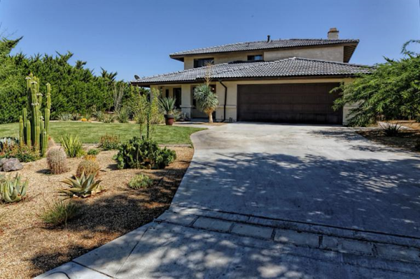 14661 Burgandy Ln, Helendale, CA 92342 