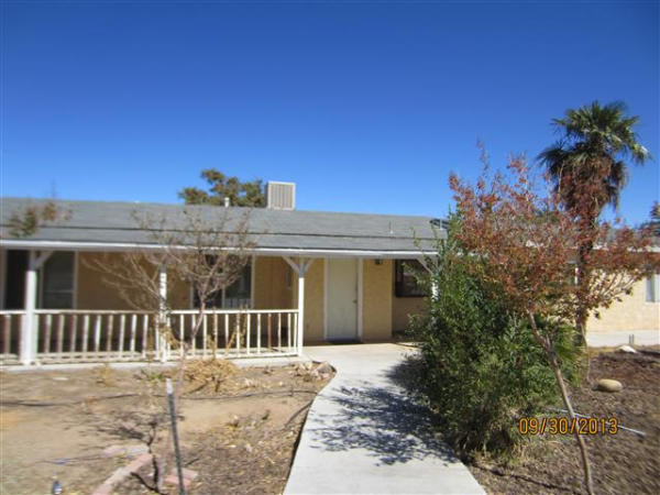 10583 Locust Avenue, Hesperia, CA 92345 