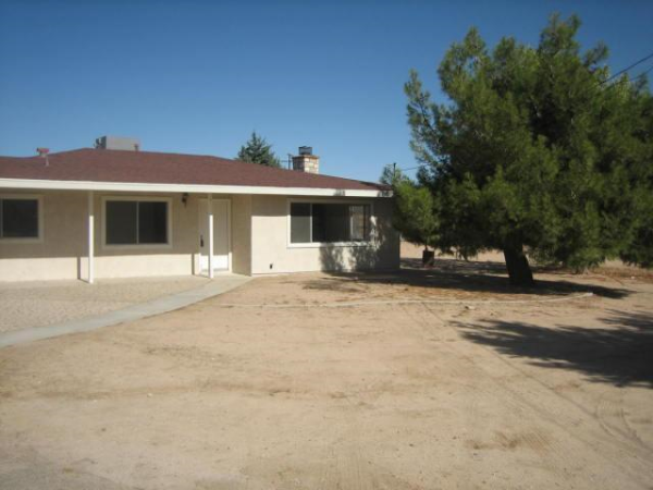 18674 Westlawn Street, Hesperia, CA 92345 