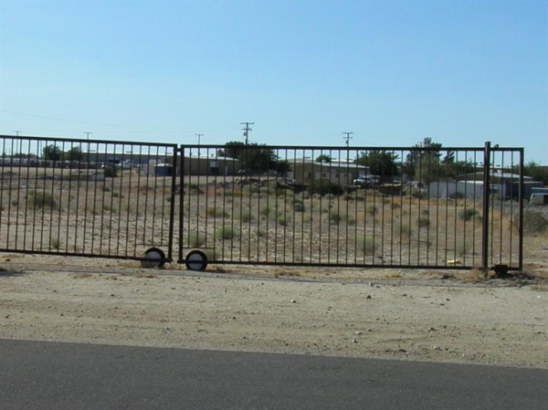 41524206 Darwin Avenue, Hesperia, CA 92345 