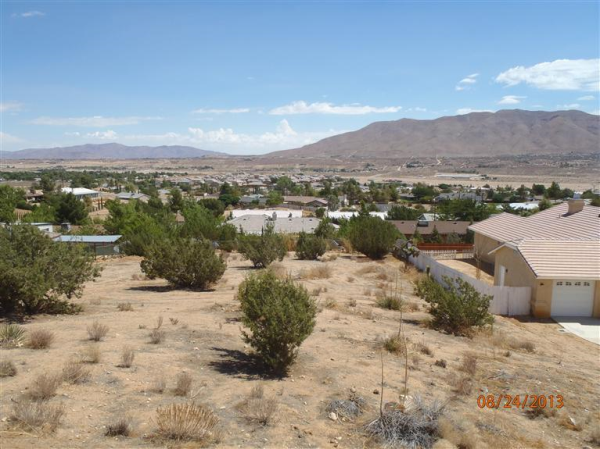 39832728 Gaylop Avenue, Hesperia, CA 92345 