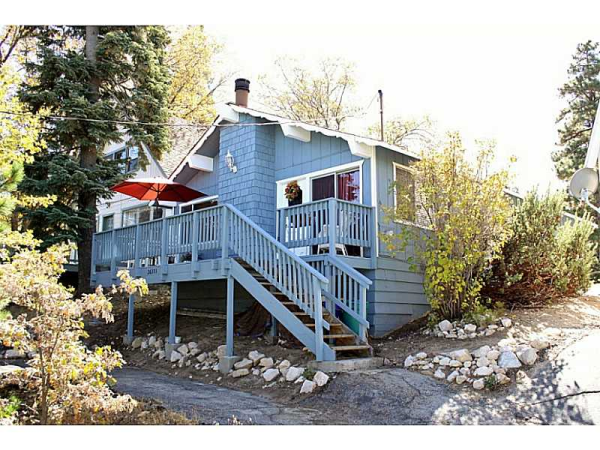 26333 Lake Forest Drive, Lake Arrowhead, CA 92352 