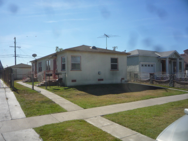 644 E. 85th St, Los Angeles, CA 90001 