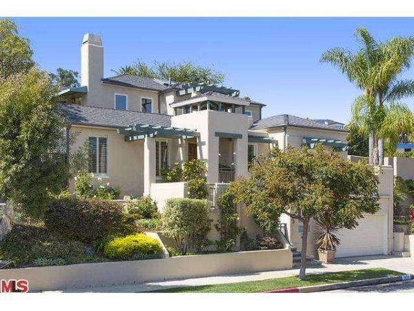 16733 Bollinger Dr, Pacific Palisades, CA 90272 