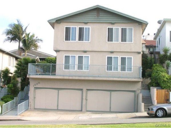 1520 Manhattan Beach Blvd., Manhattan Beach, CA 90266 