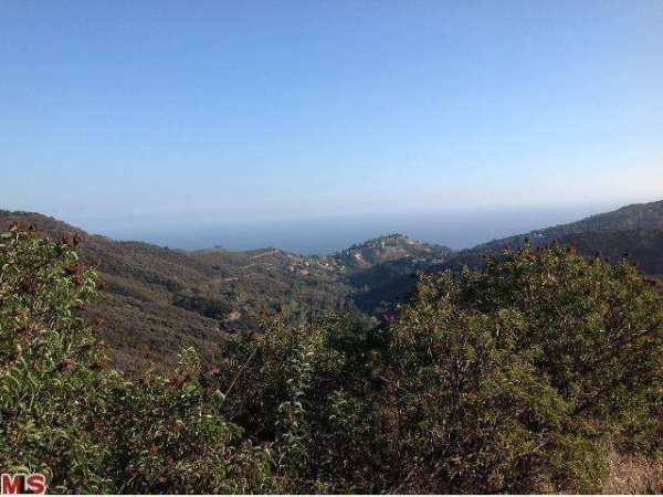 2537 Latigo Canyon Rd, Malibu, CA 90265 