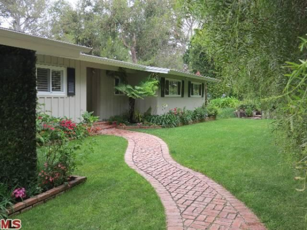 5761 Calpine Dr, Malibu, CA 90265 