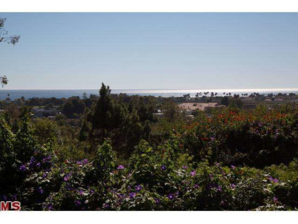 3629 Serra Rd, Malibu, CA 90265 