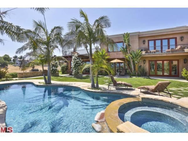 6275 Zumirez Dr, Malibu, CA 90265 