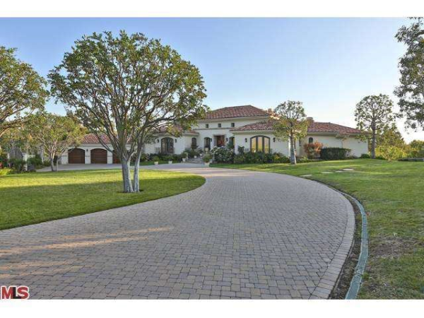 6110 Merritt Dr, Malibu, CA 90265 